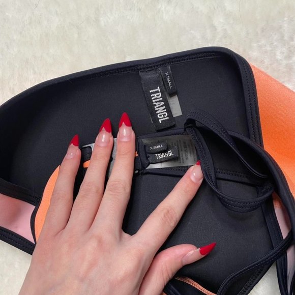 Triangl bikini set! - Picture 4 of 4